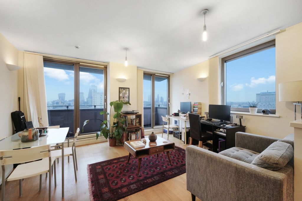 Property photo 2 of 16