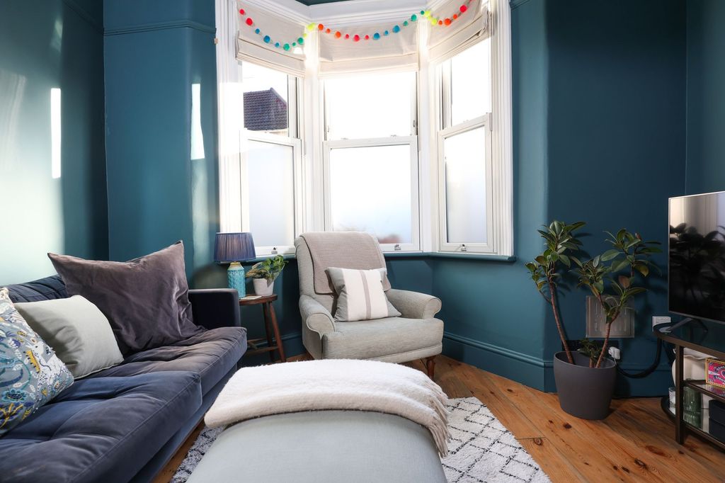 Property photo 3 of 18