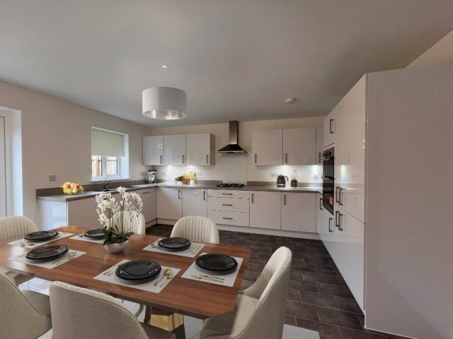 Property photo 3 of 12 Kitchen/Diner