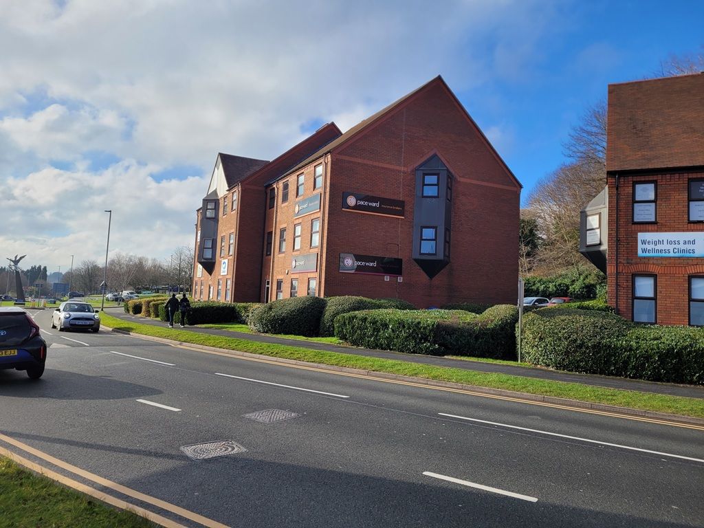 Property photo 3 of 8 Photo 7