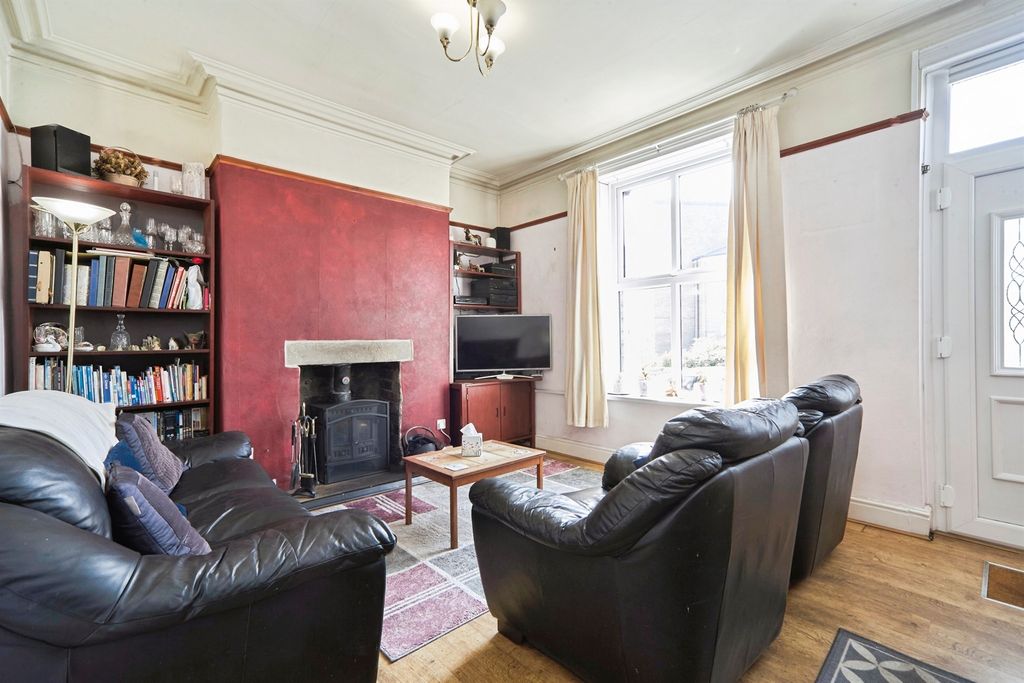 Property photo 3 of 13