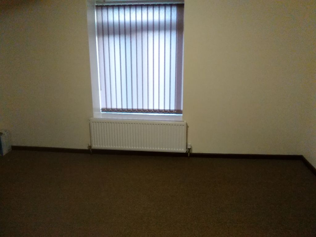 Property photo 2 of 7 Lounge