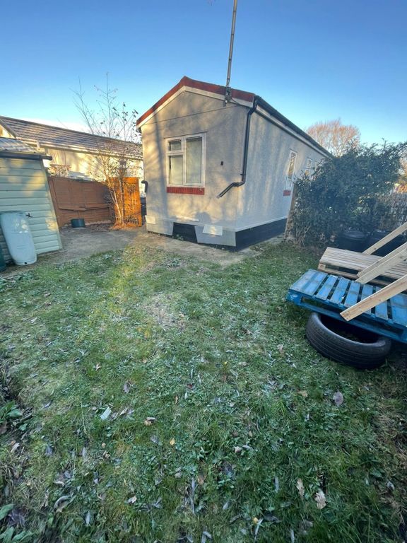 Property photo 3 of 4