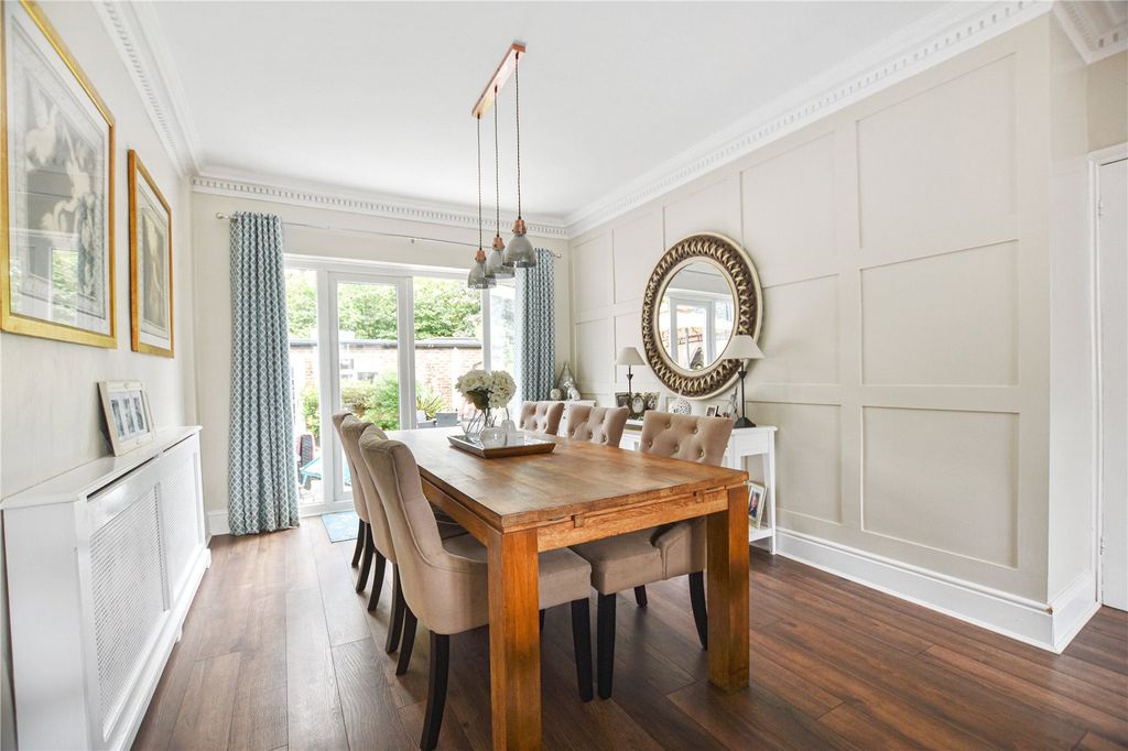 Property photo 3 of 17 Dining Room