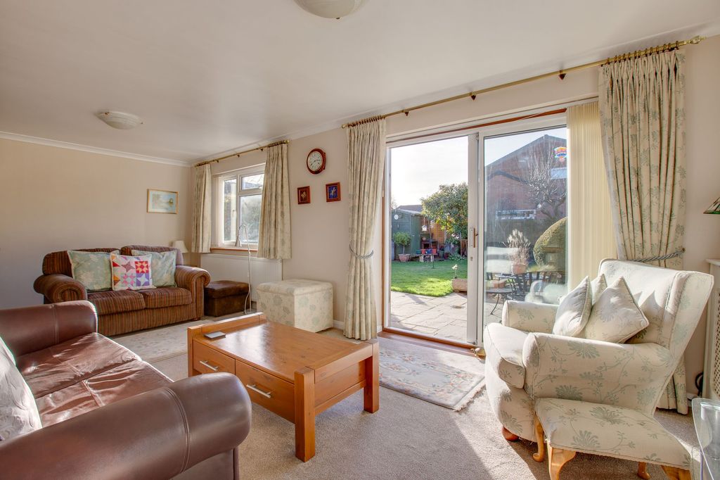 Property photo 2 of 13