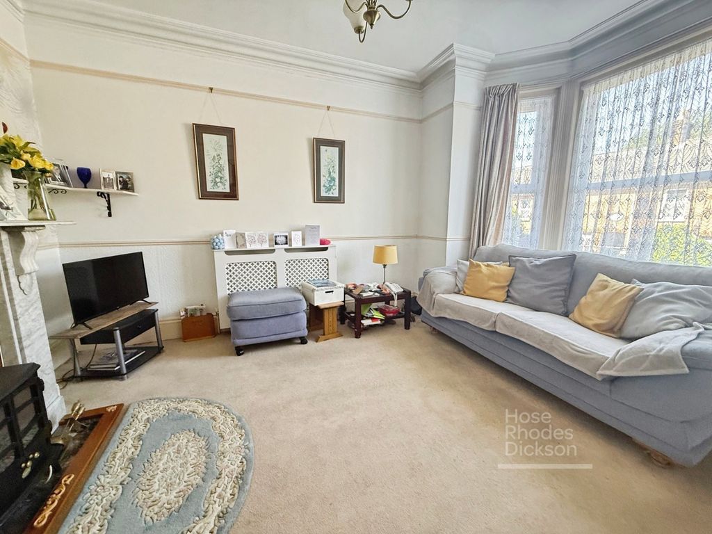 Property photo 2 of 14 Living Room