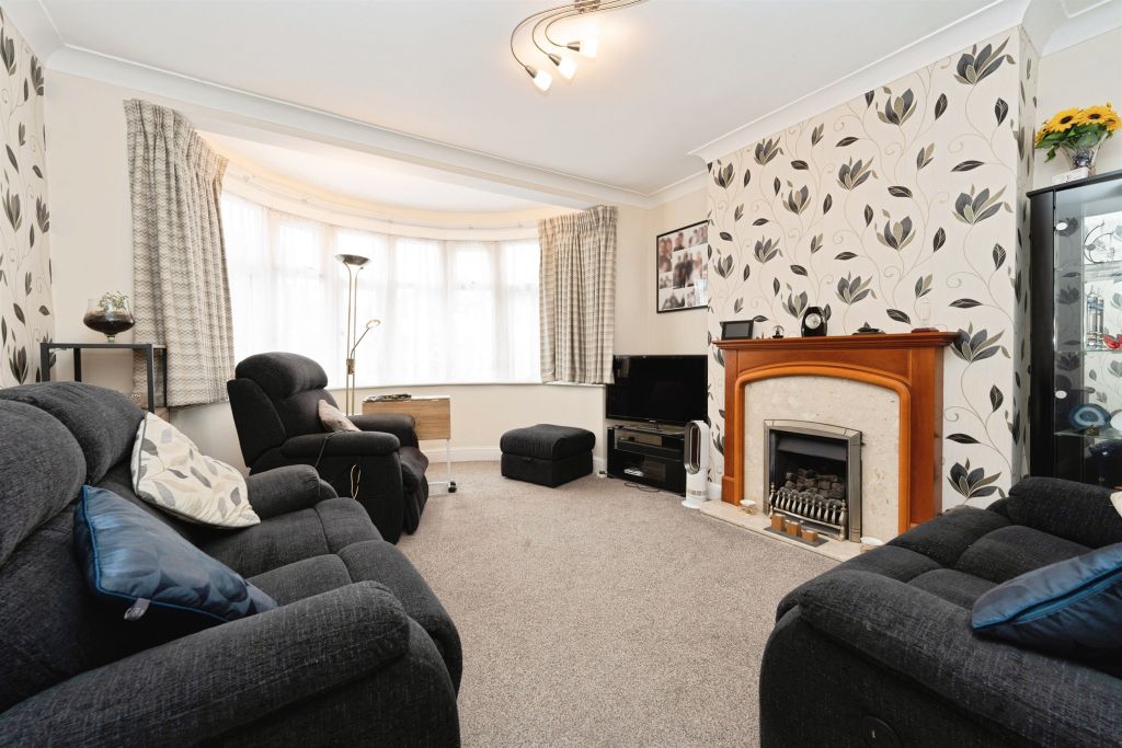 Property photo 2 of 24