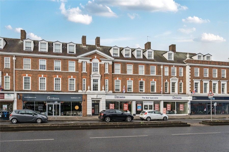 Property photo 1 of 9