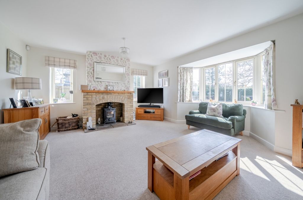 Property photo 2 of 23 1438515-9-69ce557A2B111