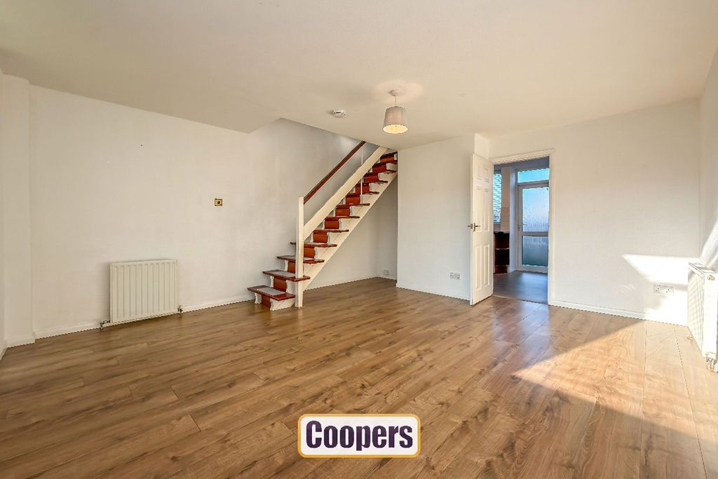 Property photo 2 of 10 Living Room