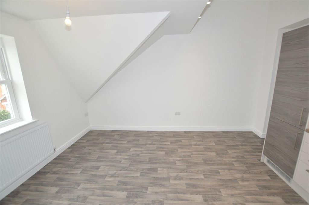 Property photo 3 of 10 Bplrcqgnkmtqhopyr44Ns7Dvidc.Jpg
