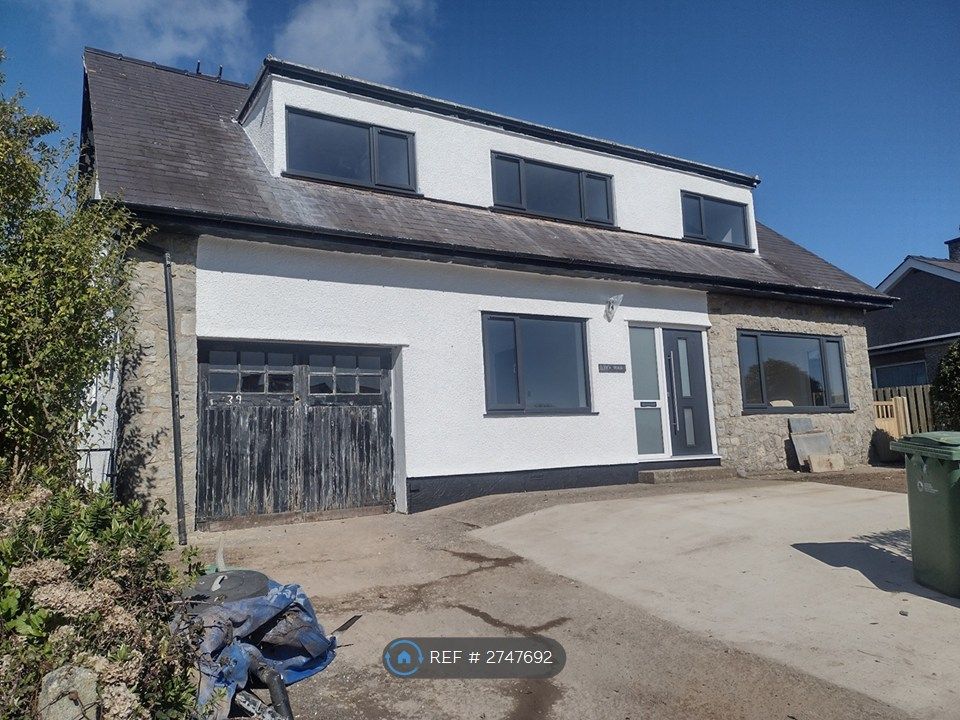 Property photo 1 of 19 Front