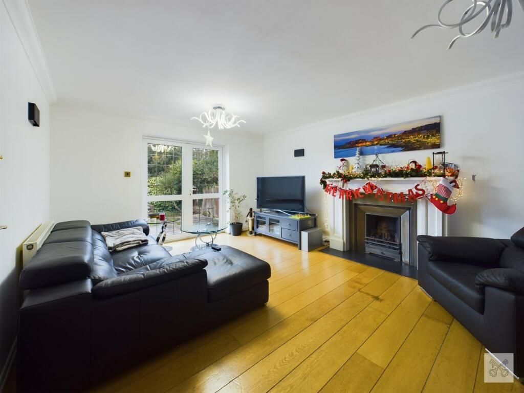 Property photo 3 of 20