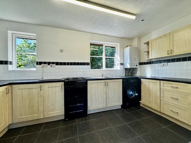 Property photo 3 of 7 Img_4360.Jpg