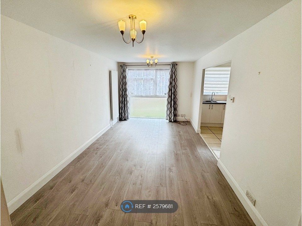 Property photo 2 of 11 Reception Room