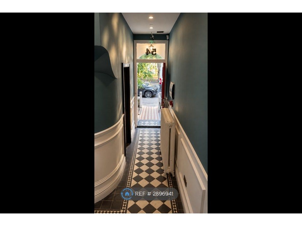 Property photo 3 of 15 Hallway Image 2