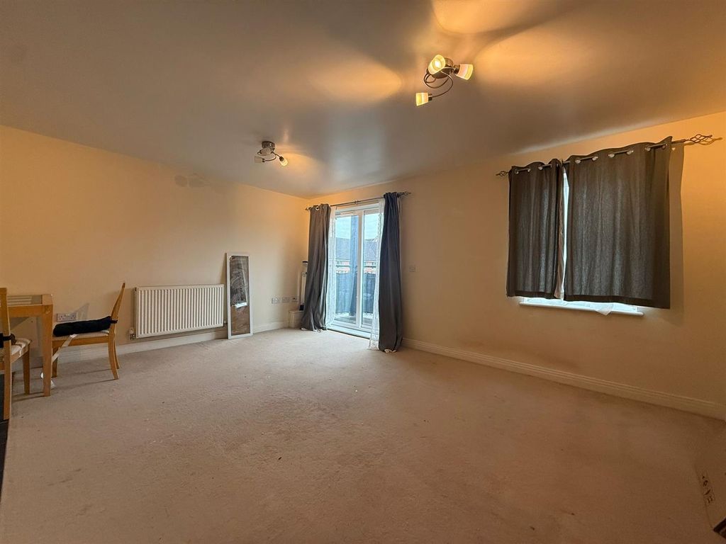 Property photo 3 of 7