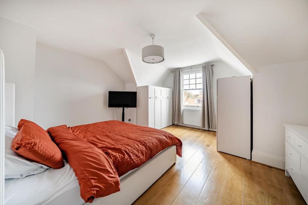 Property photo 1 of 3