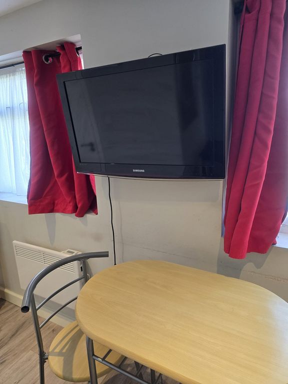 Property photo 3 of 8