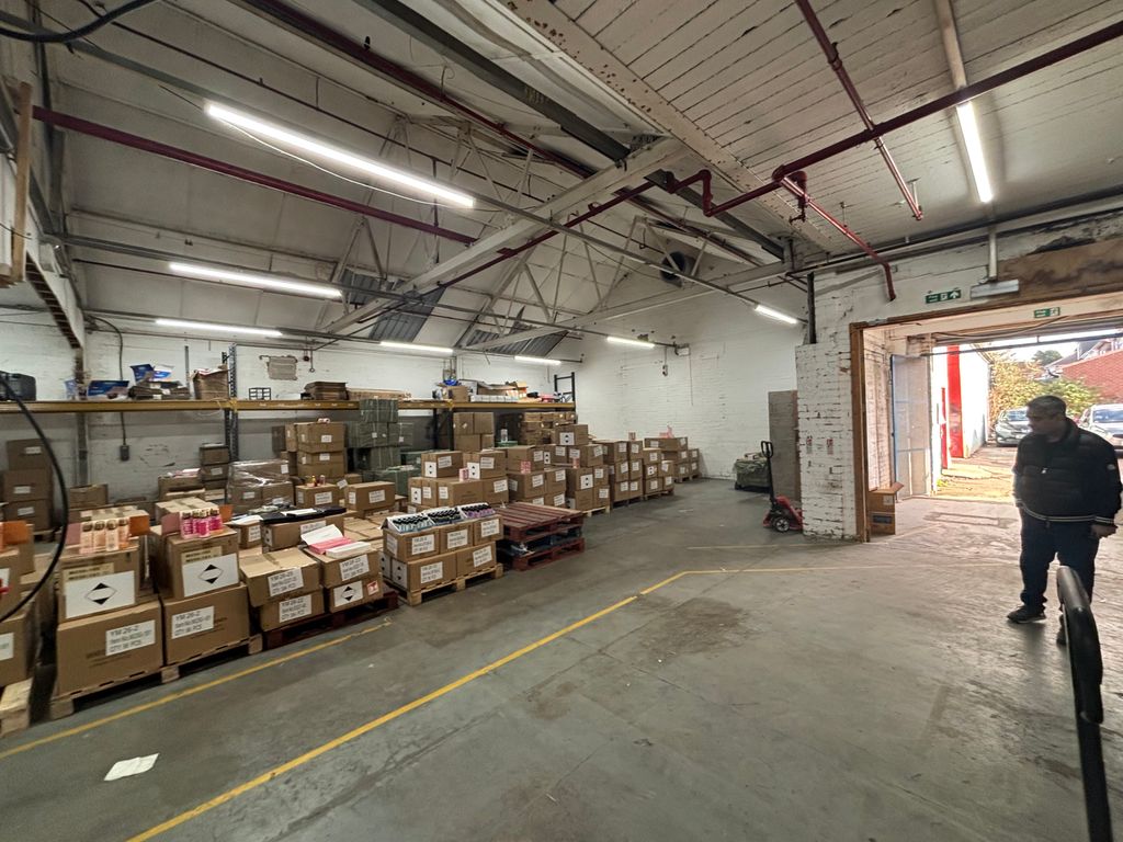 Property photo 2 of 5