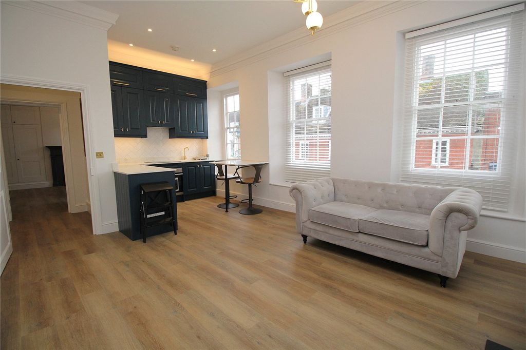 Property photo 3 of 10 Picture No. 08