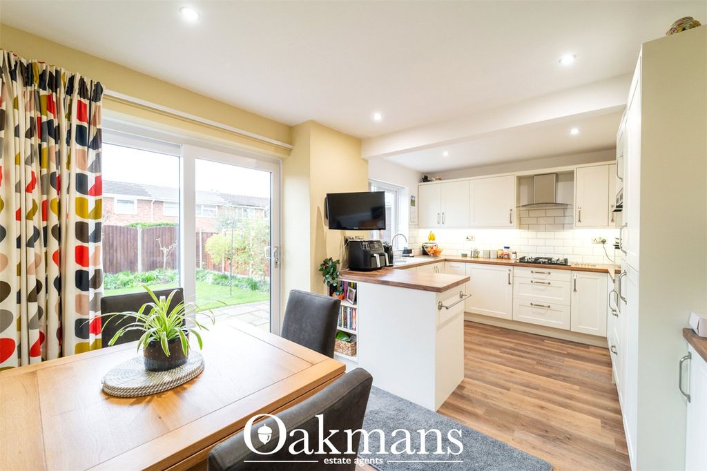 Property photo 2 of 20 Picture No. 28