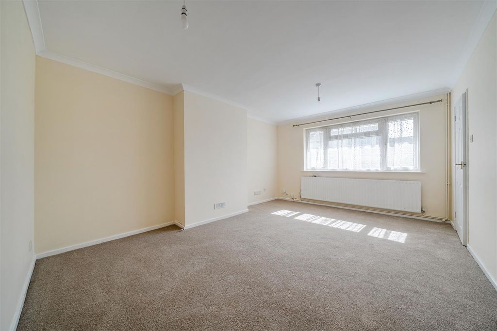 Property photo 2 of 10 22-6A4B756E79684-1487337-19F36Bf01B11B-22-22.Jpg