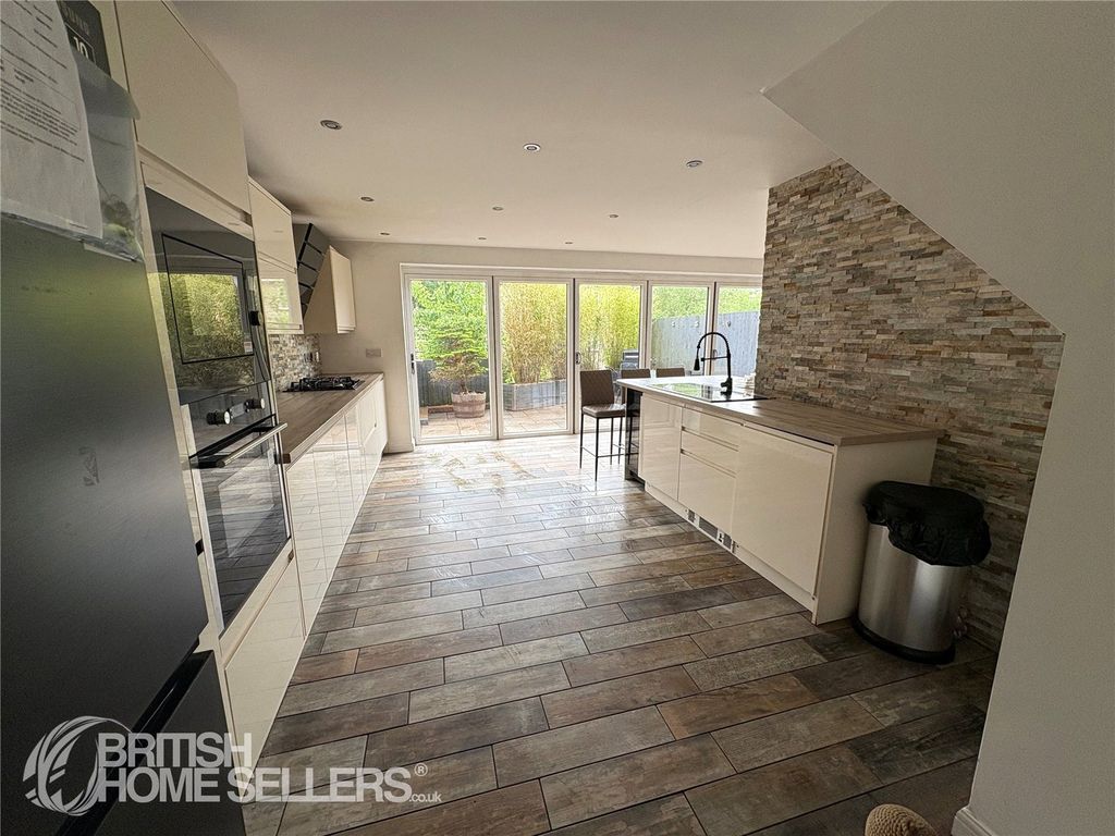 Property photo 3 of 29 Picture No. 07
