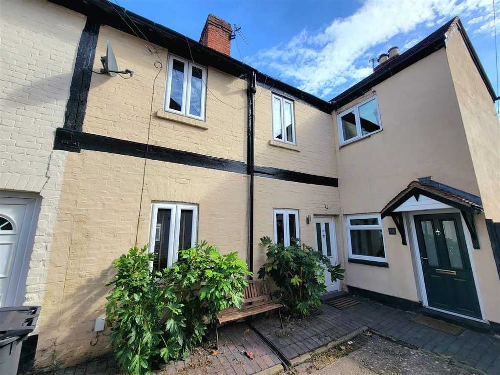 Property photo 1 of 11 Front