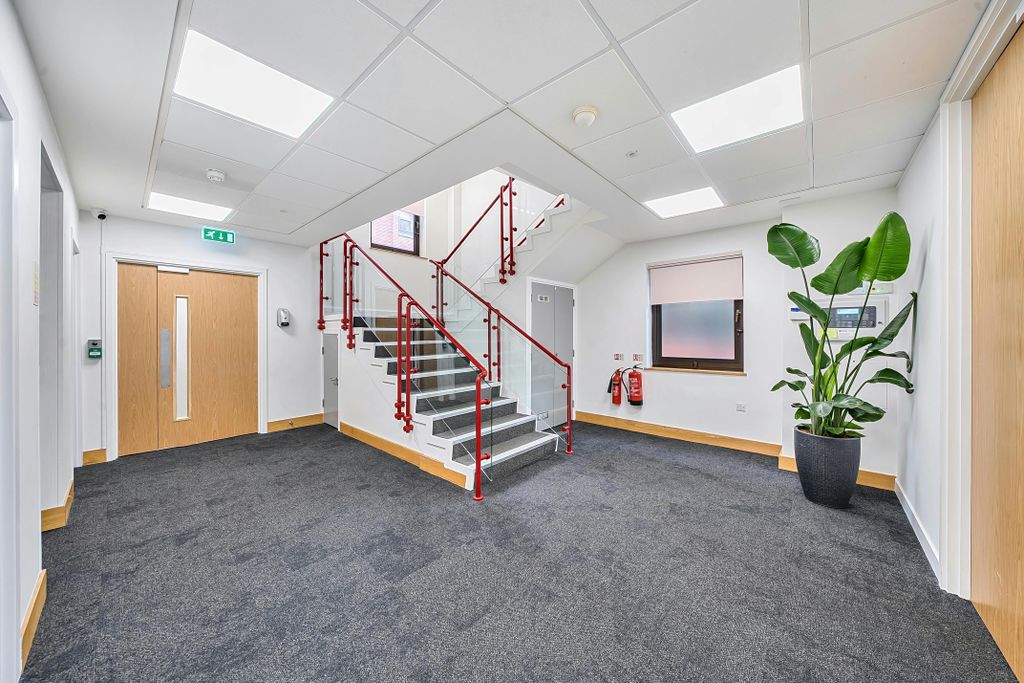 Property photo 2 of 13 137384036911Eed236B0E.Jpg