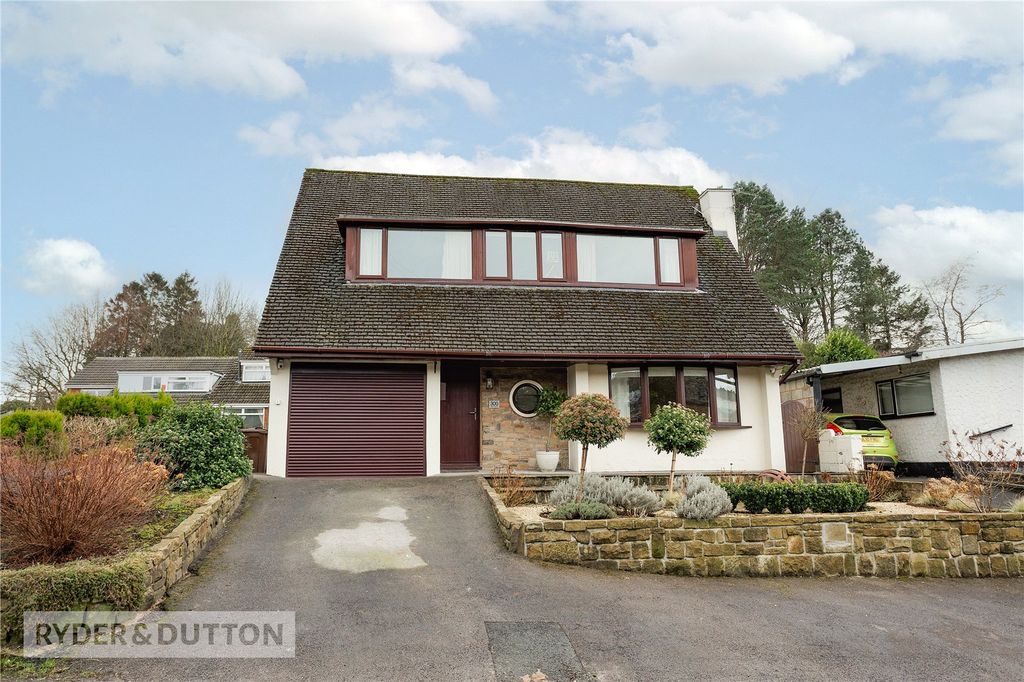 Property photo 1 of 21 Front