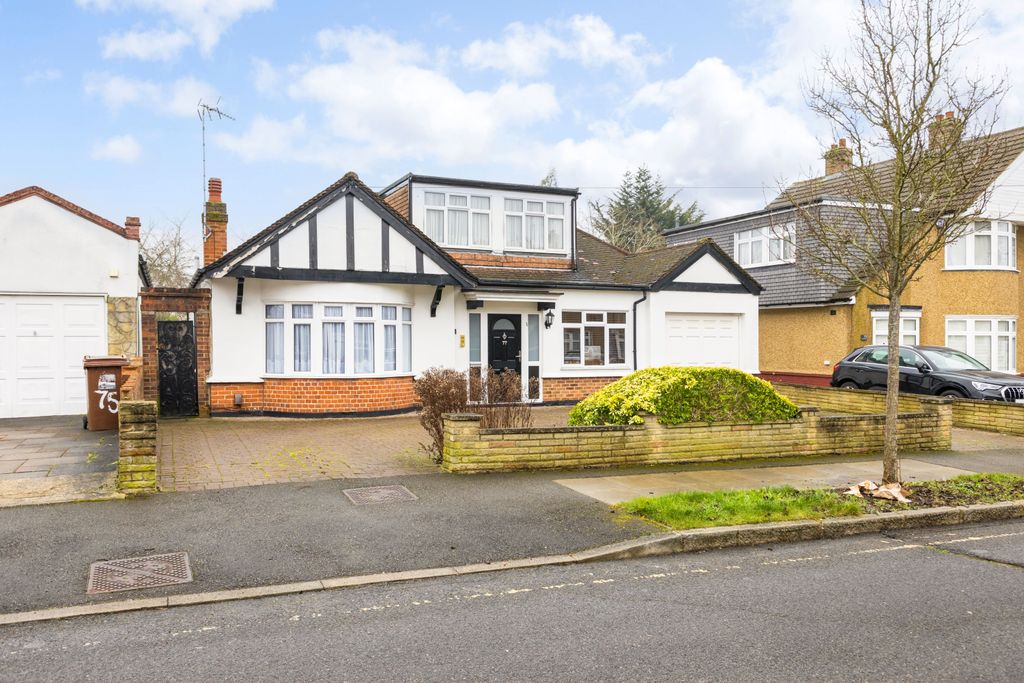 Property photo 1 of 22