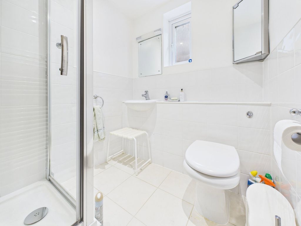 Additional image 15 of 2 bed flat for saleAlta Vista Road, Paignton TQ4