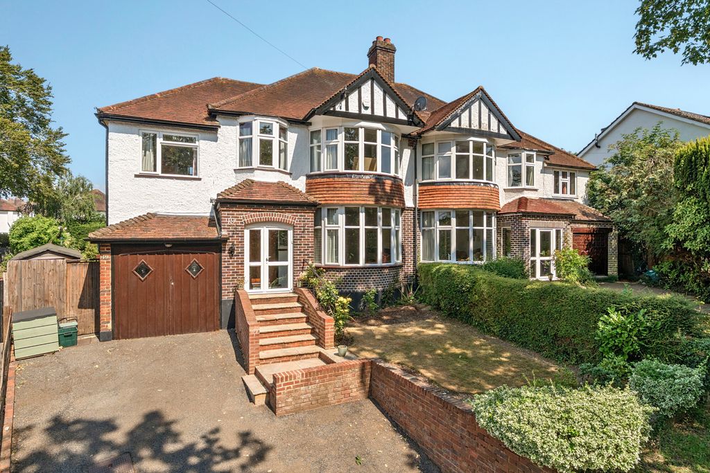 Property photo 1 of 20 1495420-16-6A592F...