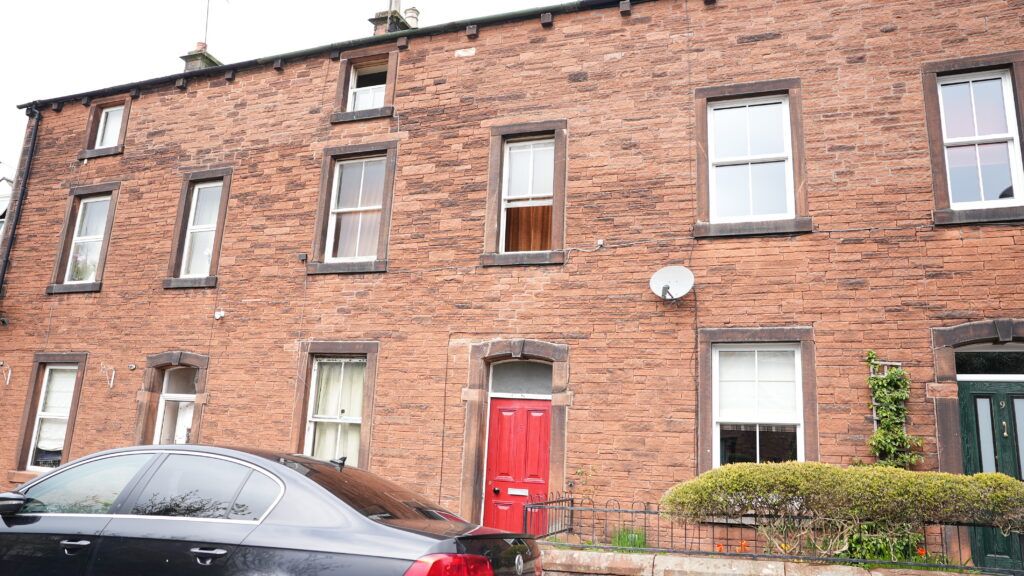 Property photo 1 of 29