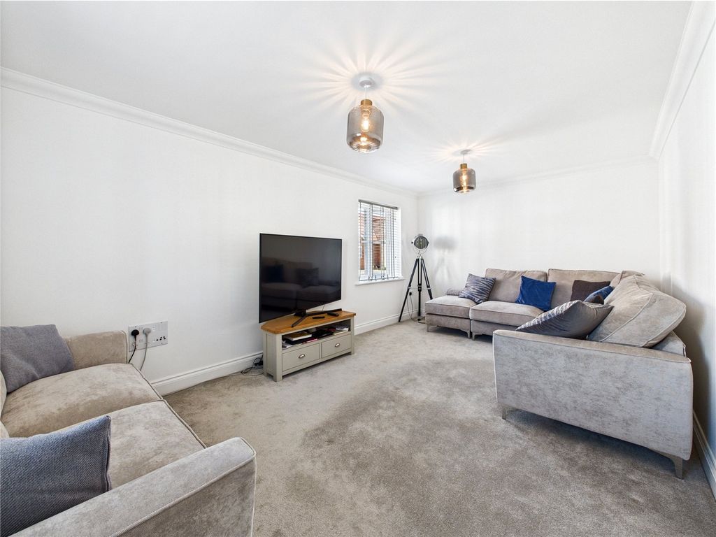 Property photo 2 of 23 Picture No. 03