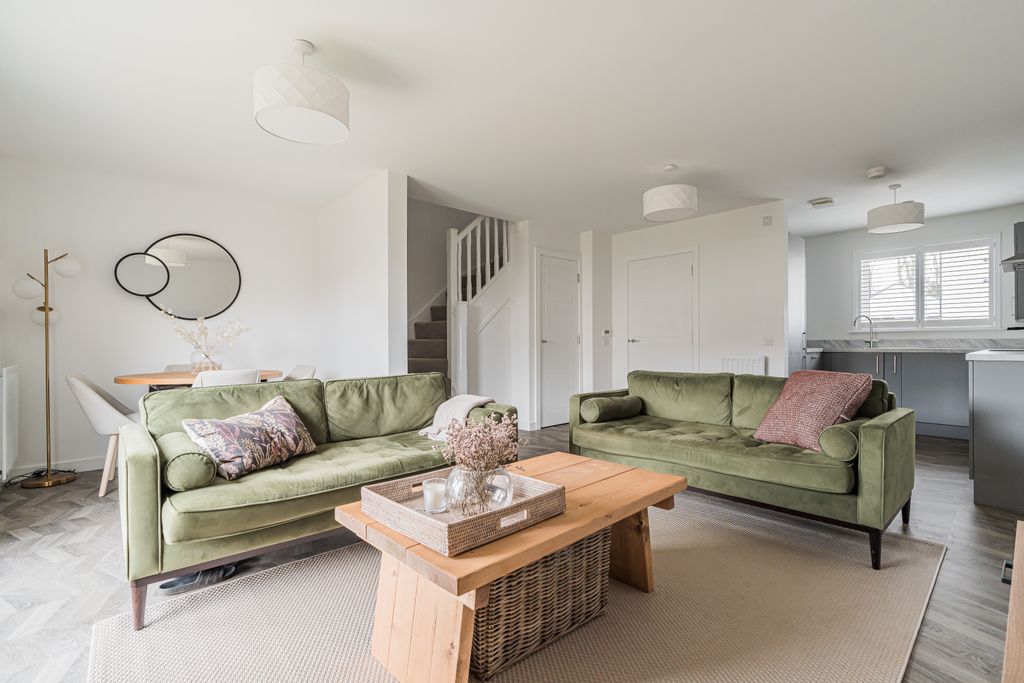 Property photo 3 of 24 Property Image 3