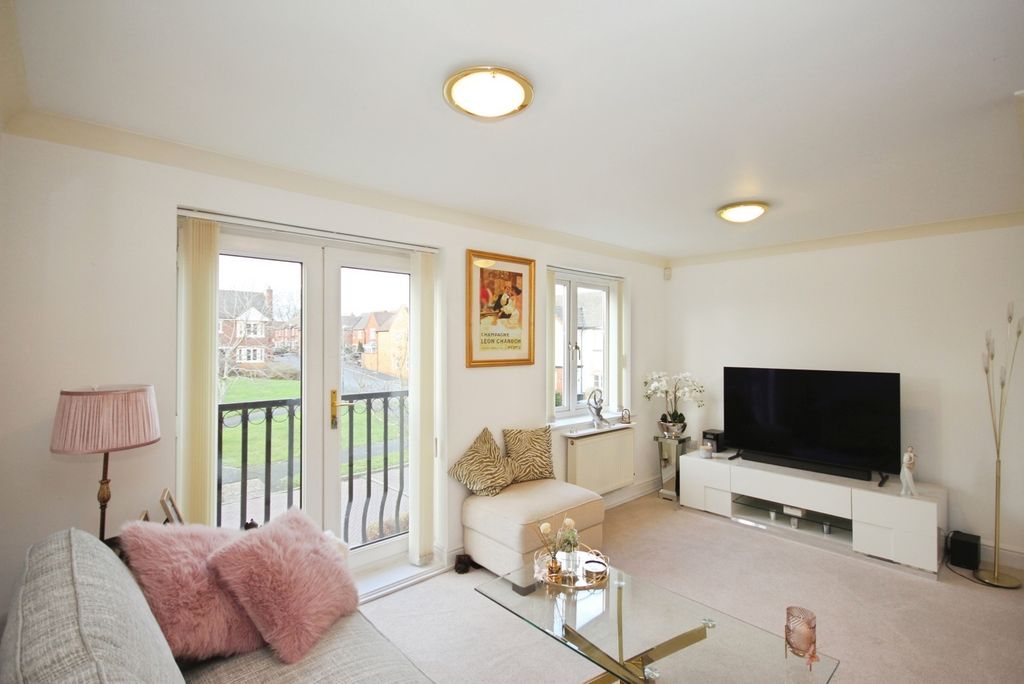 Property photo 3 of 18 Pbox-Img.Jpg