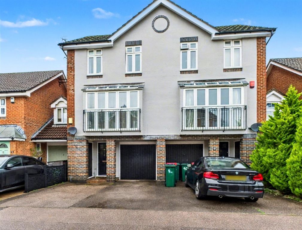 Property photo 1 of 21 Cam04622G0-Pr0106-Still015.Jpg