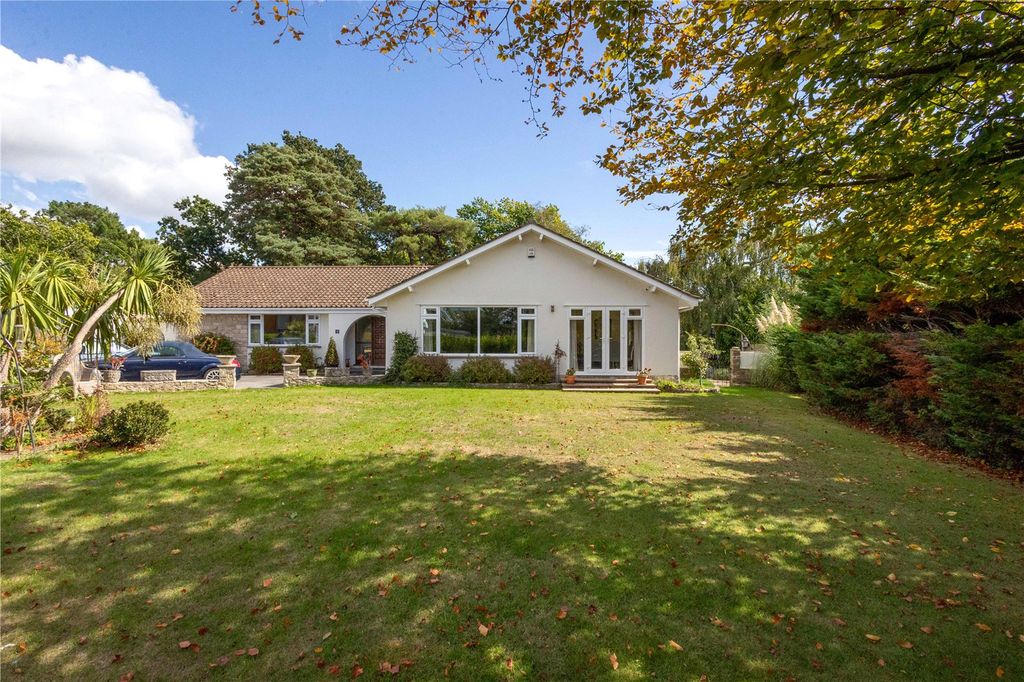 Property photo 1 of 22 Picture No. 28