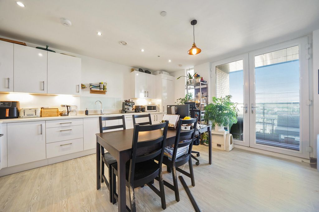 Property photo 1 of 14 Kitchen