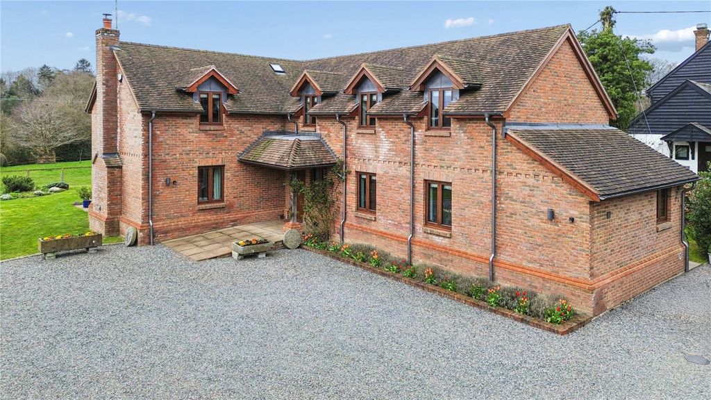 Property photo 1 of 25 Picture No. 32