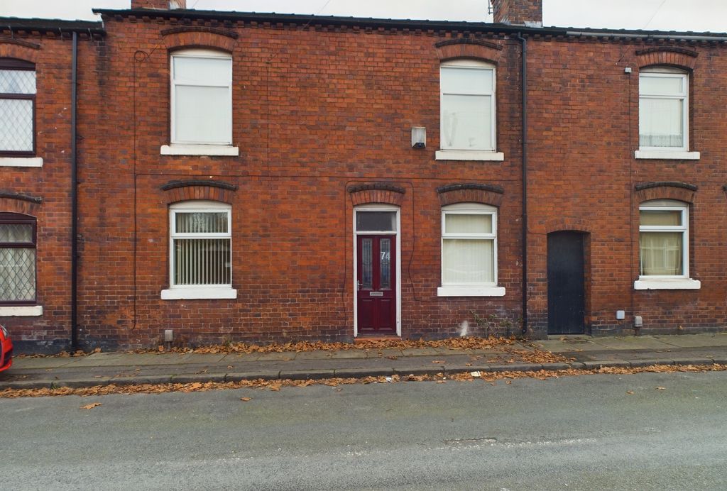 Property photo 1 of 11