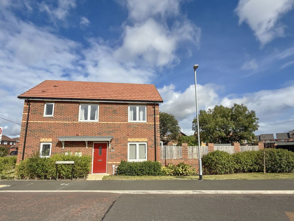 Property photo 1 of 12 External