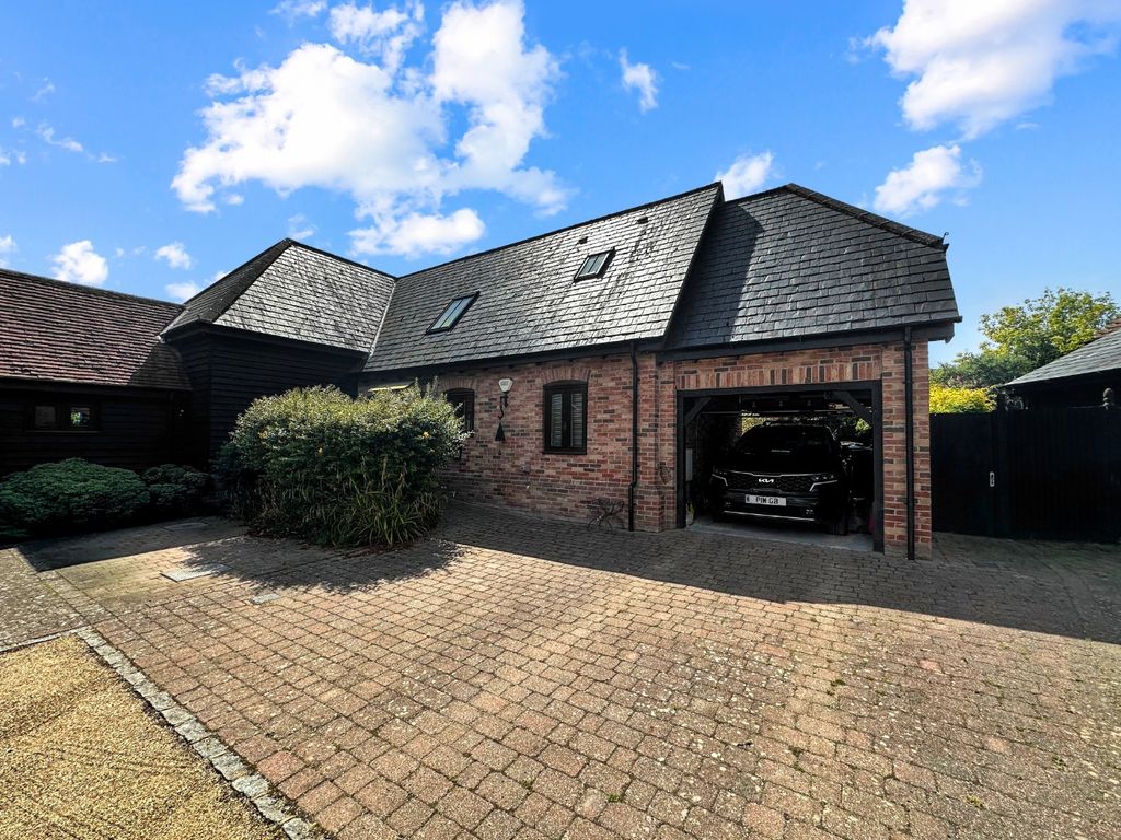 Property photo 1 of 36 3497050
