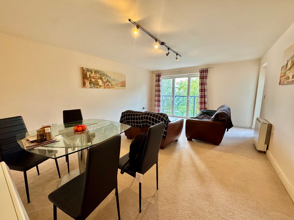 Property photo 3 of 11 Image