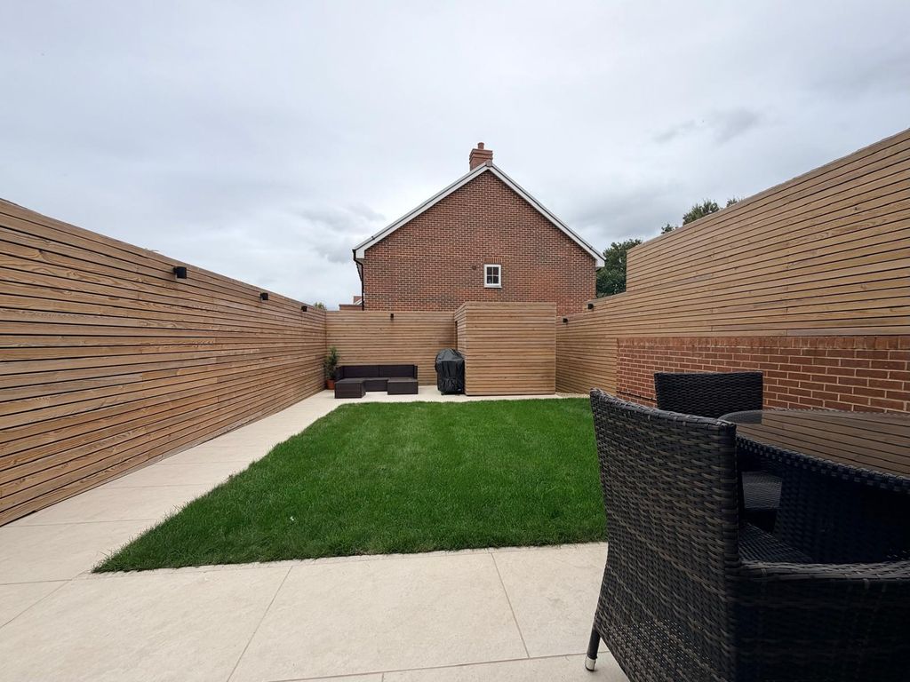 Property photo 2 of 15