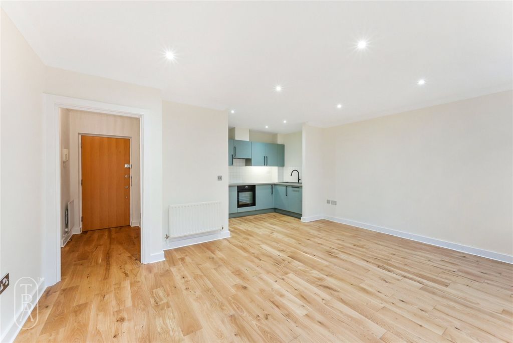 Property photo 2 of 12 Picture No. 08