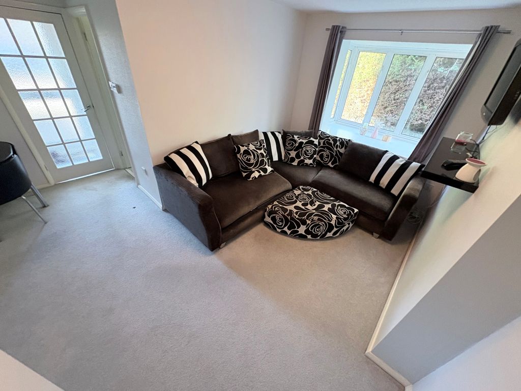 Property photo 2 of 12 Gallery