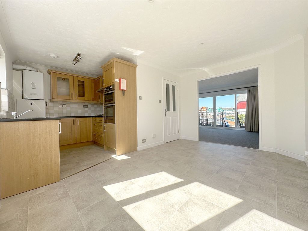 Property photo 3 of 13 Kitchen/Dining Area